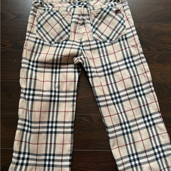 Burberry Capri Pants - Picture 3 of 5